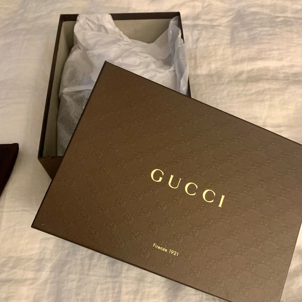 FINAL SALE🥳 McQueen - Picture 8 of 11